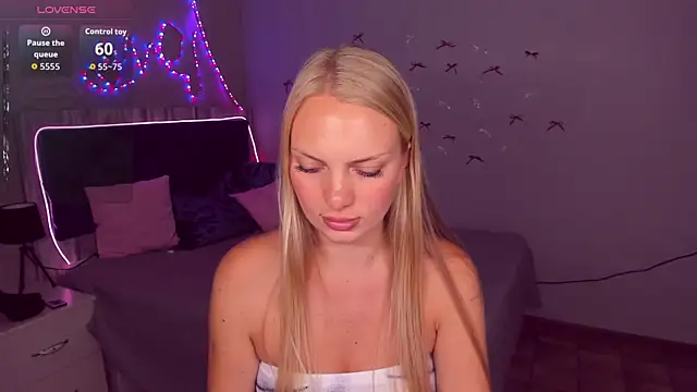 NancyGlamour online show from July 25, 12:01 pm
