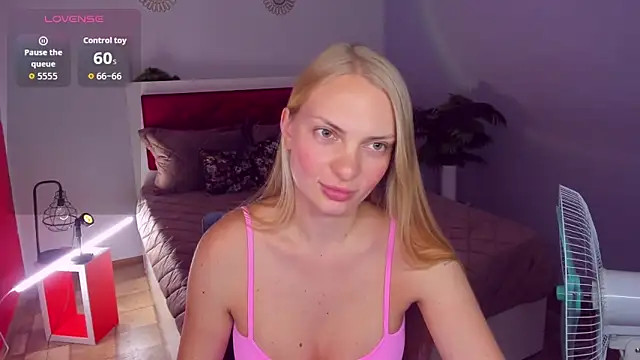 NancyGlamour online show from June 20, 12:20 pm