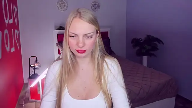NancyGlamour online show from May 30, 9:29 am