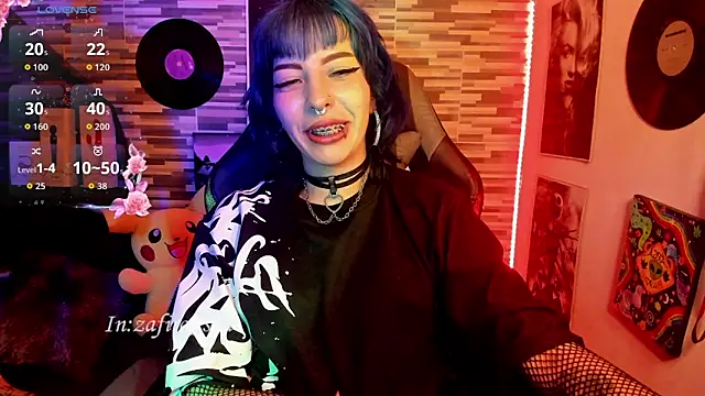 BlueElyxra online show from May 30, 5:38 am