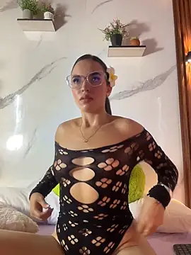 catalina lafer online show from May 14, 4:35 pm