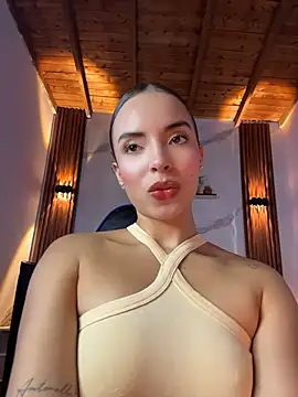 catalina lafer online show from July 26, 3:53 pm
