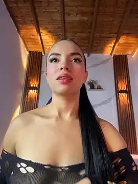 catalina lafer online show from June 18, 1:49 pm