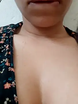 sososix56 online show from July 27, 12:57 pm