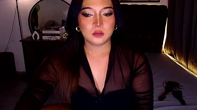 Sensual Ekang online show from May 6, 12:25 am
