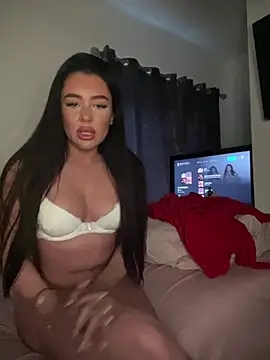 Jasminepeach  online show from May 8, 7:27 pm