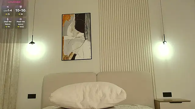 seddielin online show from May 12, 3:26 am