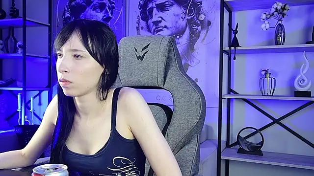 SeraphineSparda online show from July 28, 6:31 pm