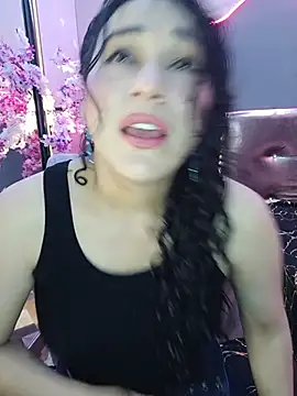 Elizabeth bennett online show from July 27, 5:32 pm