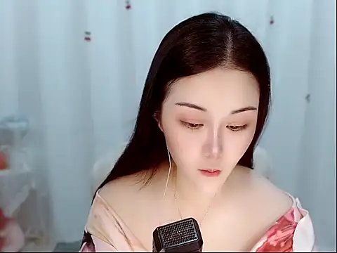 Amy-cnbaby online show from June 2, 1:39 am