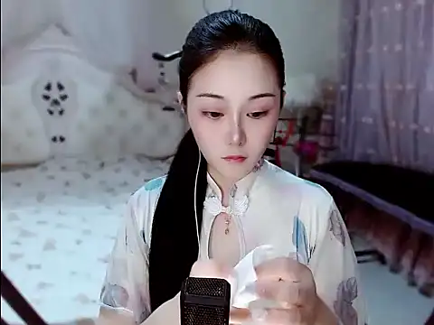 Amy-cnbaby online show from June 19, 1:43 am
