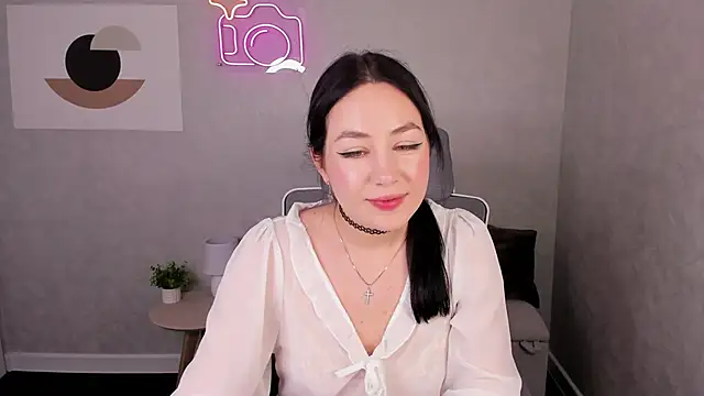 Sofia Conner online show from May 13, 9:37 am