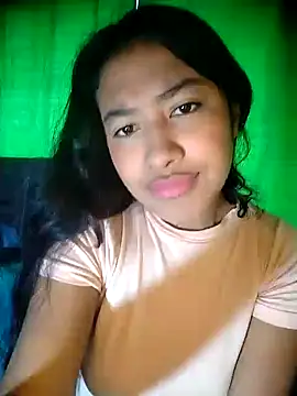 Hot Sophy  online show from May 21, 12:25 pm