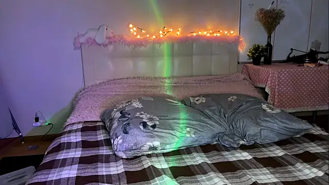 my pussy sweet online show from June 27, 8:04 pm