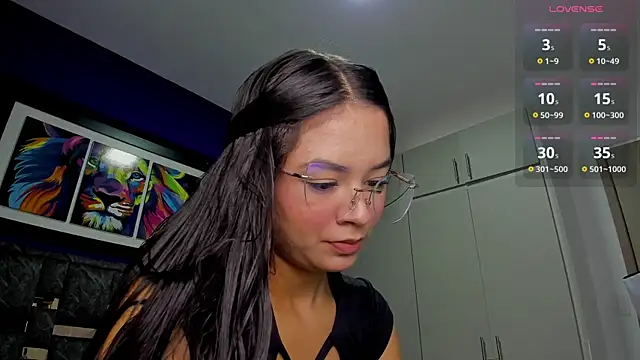 jade lov online show from May 21, 12:25 pm