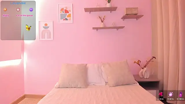 Roma Lovee online show from July 29, 11:32 am