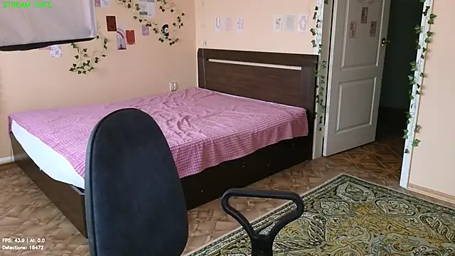 Melania Cook online show from July 23, 1:41 pm