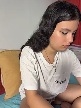 Miasecret18 online show from May 6, 4:27 am