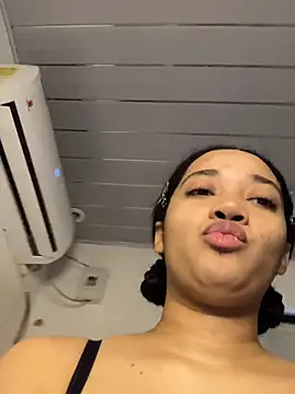  sweetSabrina- online show from June 14, 1:11 pm