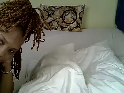 lovvelyheers online show from May 31, 4:46 pm
