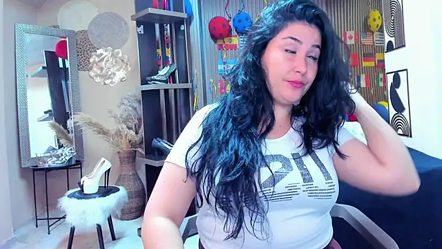 BBWLuxuryMuse online show from July 7, 12:41 pm