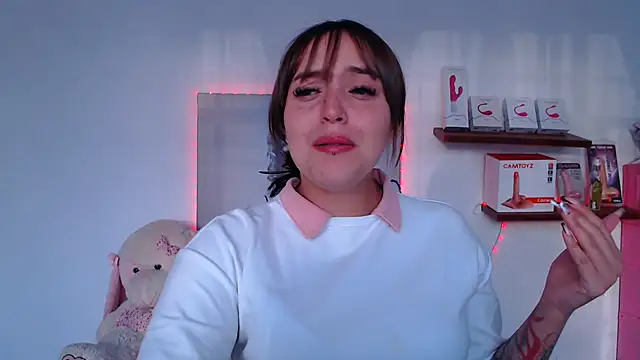 anyela bubble18 online show from July 10, 10:42 pm