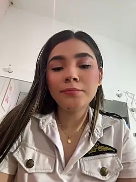 Mia Rodriguezz  online show from May 17, 3:16 am