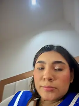 Mia Rodriguezz  online show from May 20, 3:36 am