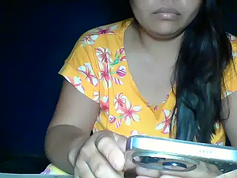 MommyKaye30 online show from May 19, 6:48 pm