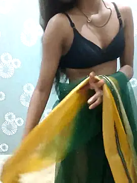 Hot Candy77 online show from May 17, 12:48 pm