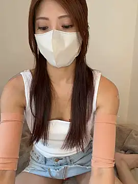 Erika  xx online show from June 18, 7:10 am