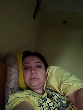 EmmaEmmy40 online show from May 14, 5:30 pm