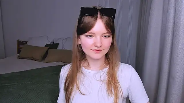 LookEva online show from May 16, 10:36 am