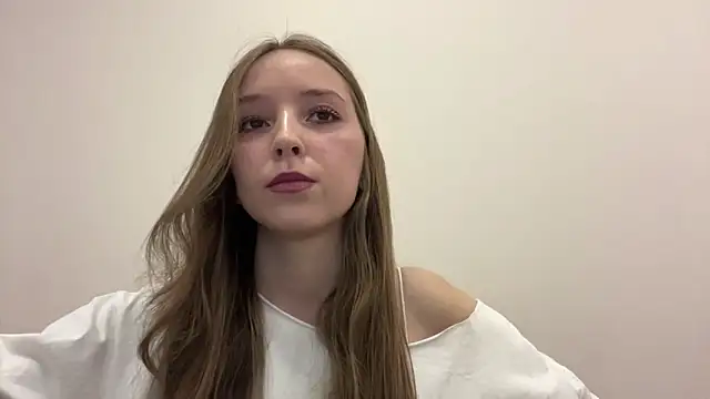 QueenBalensiefen online show from May 19, 4:25 pm
