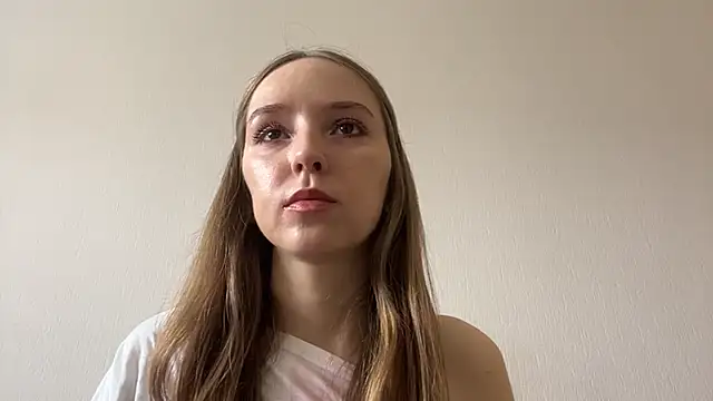 QueenBalensiefen online show from May 12, 3:48 am