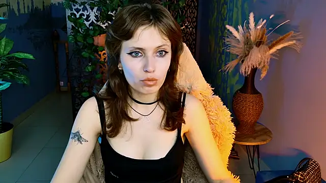 LolaDominara online show from May 26, 9:30 am