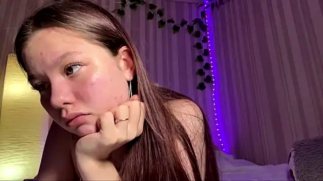 maybebaybexxx online show from May 11, 12:18 pm