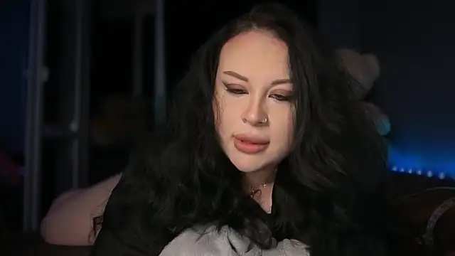 Sofi  Si online show from May 24, 7:57 pm