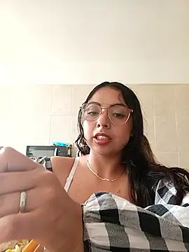 JENNIFER  03 online show from May 23, 5:55 pm