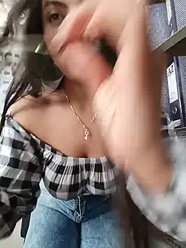 JENNIFER  03 online show from May 11, 2:45 pm