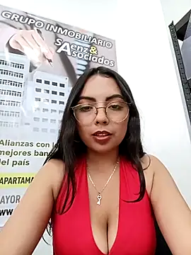 JENNIFER  03 online show from May 5, 3:37 pm