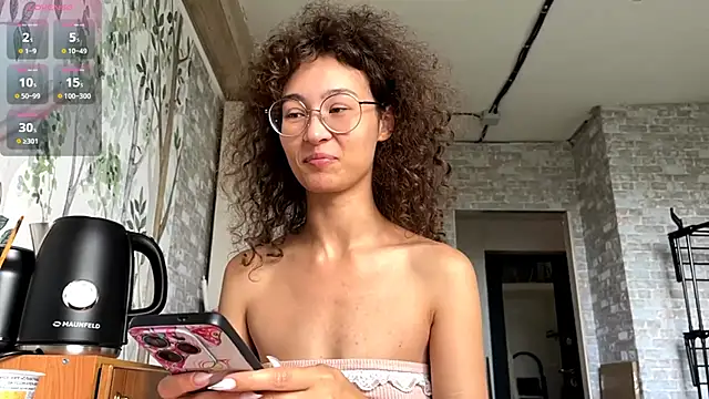 CurlyWinx online show from July 1, 10:26 am