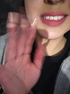 Lubnna online show from May 21, 10:52 pm