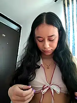 L0lita Emi12 online show from July 2, 2:23 pm