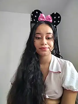 L0lita Emi12 online show from July 21, 8:20 pm