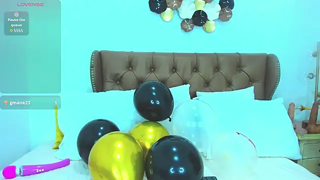 sweet dannix online show from May 24, 8:30 pm