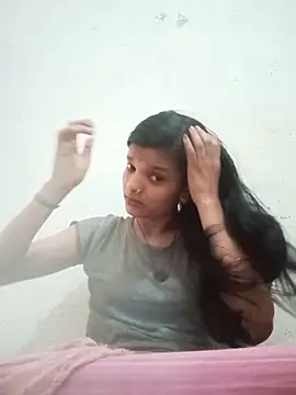 Student garl 1 online show from May 27, 1:38 am