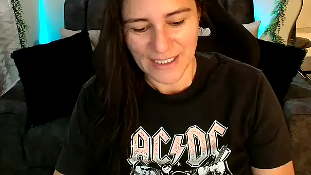 LUCYMILF SEXY online show from May 30, 2:48 pm