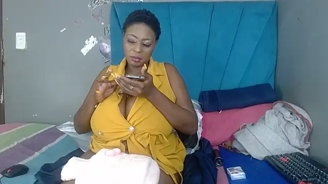Bustyboobs1986xXx online show from June 11, 4:59 pm