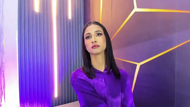 Miss Isa  online show from May 13, 12:33 pm